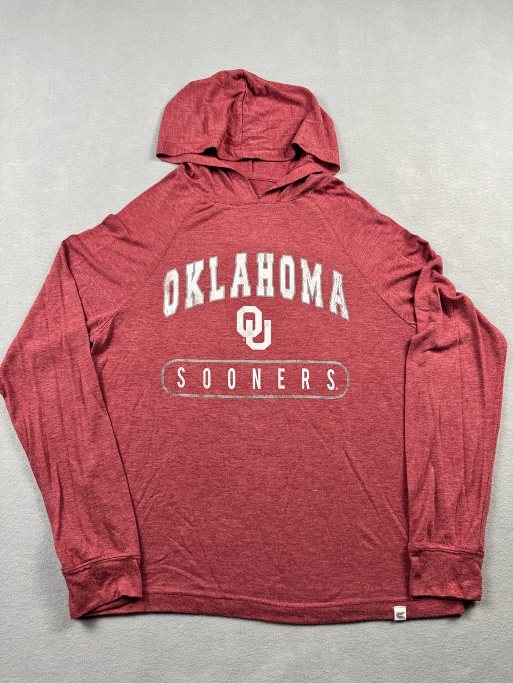 Colosseum Oklahoma Sooners OU Red Long Sleeve Hooded Lightweight Shirt Small